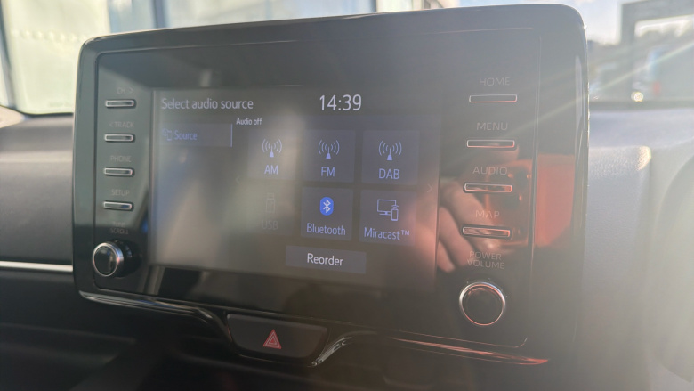 Toyota Yaris 1.5 Hybrid Icon 5dr CVT Hybrid Hatchback